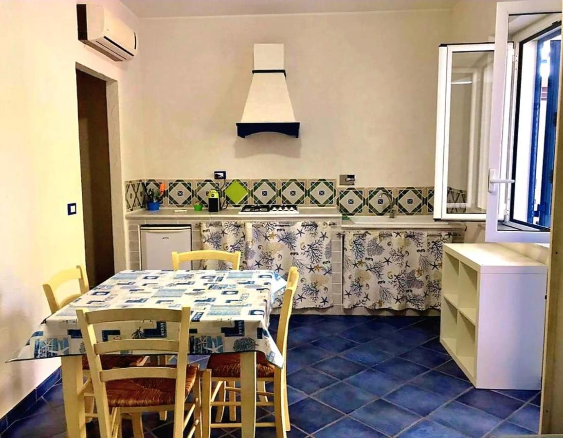 Magico Appartamenti Scafa - Marina Capo dʼOrlando エクステリア 写真