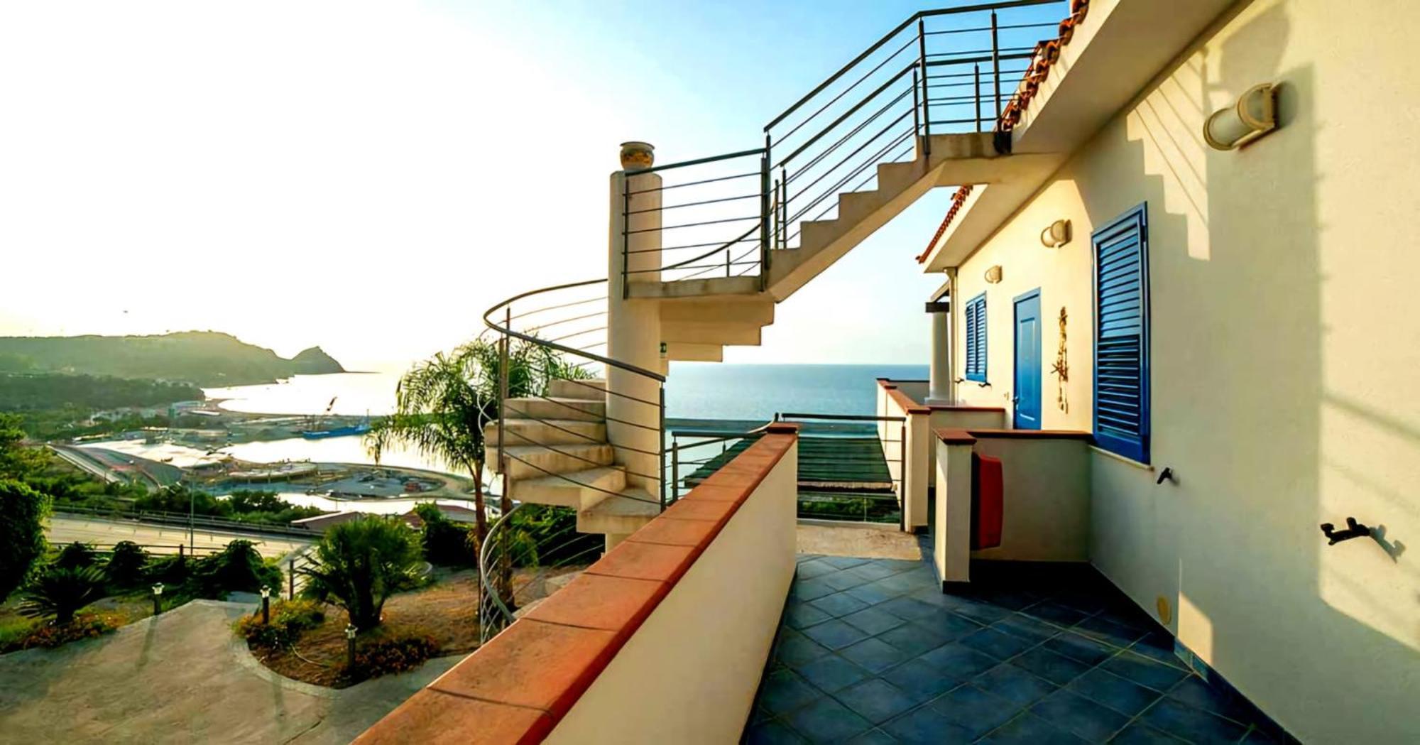 Magico Appartamenti Scafa - Marina Capo dʼOrlando エクステリア 写真