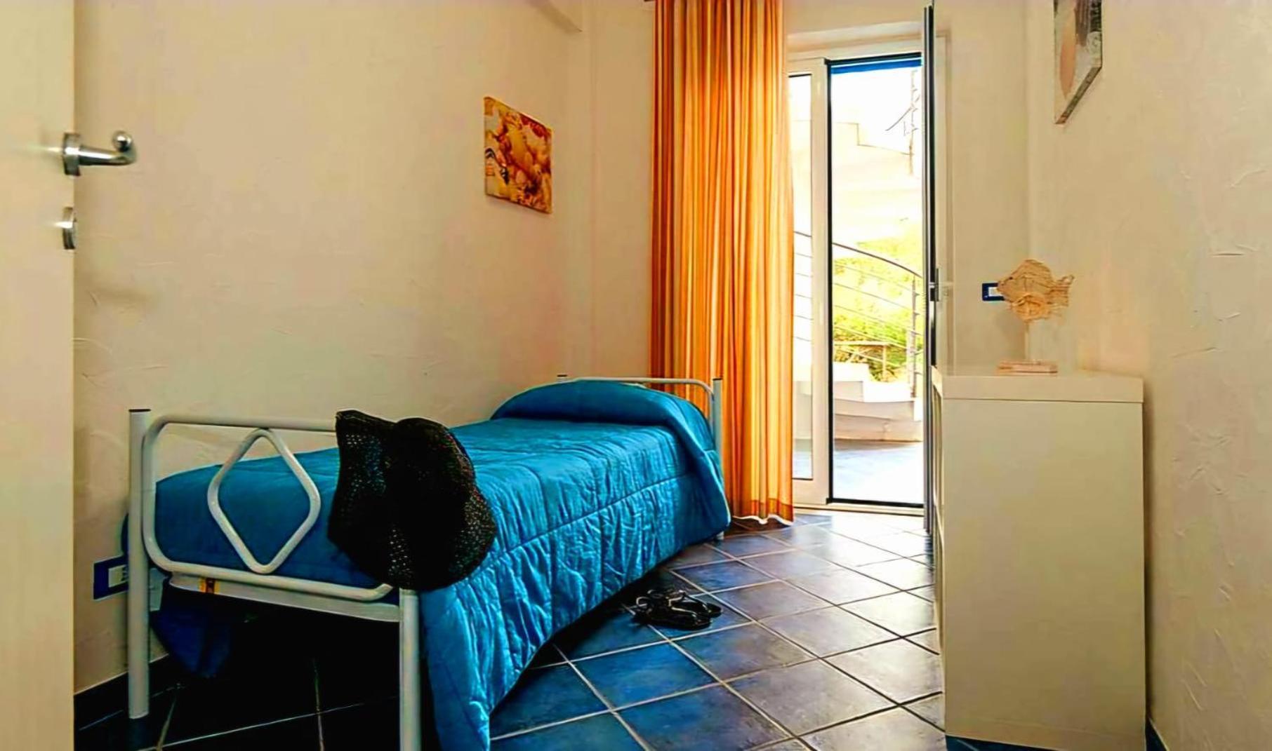 Magico Appartamenti Scafa - Marina Capo dʼOrlando エクステリア 写真